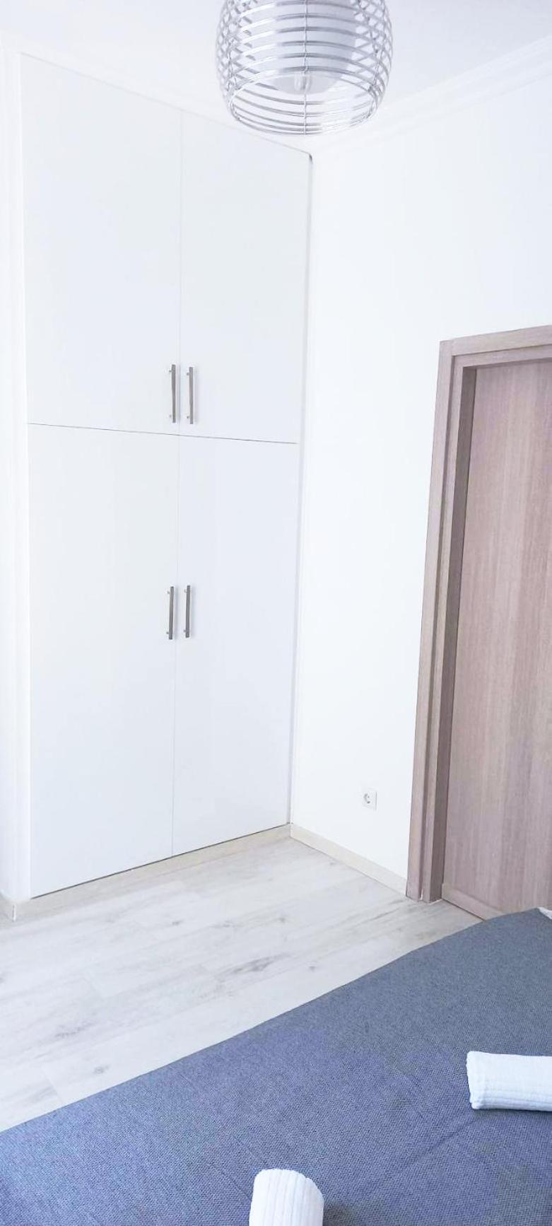 Apartment In The Center Of Atena Exterior foto
